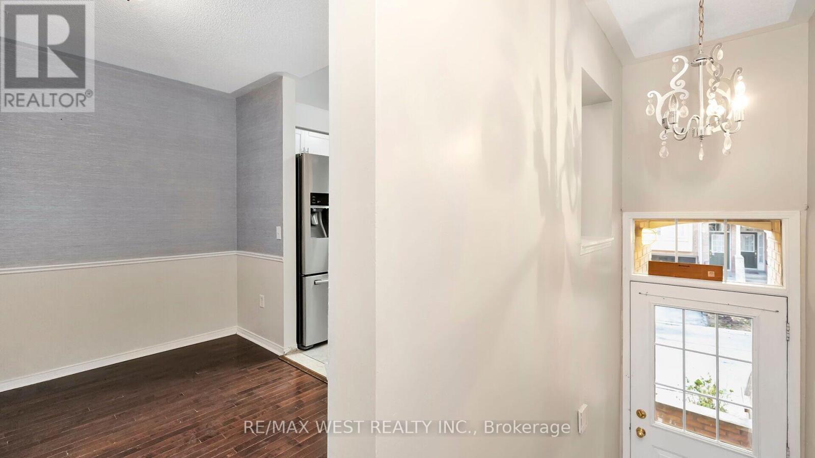 75 - 50 Strathaven Drive, Mississauga, Ontario L5R 4E7 - Photo 4 - W13527212