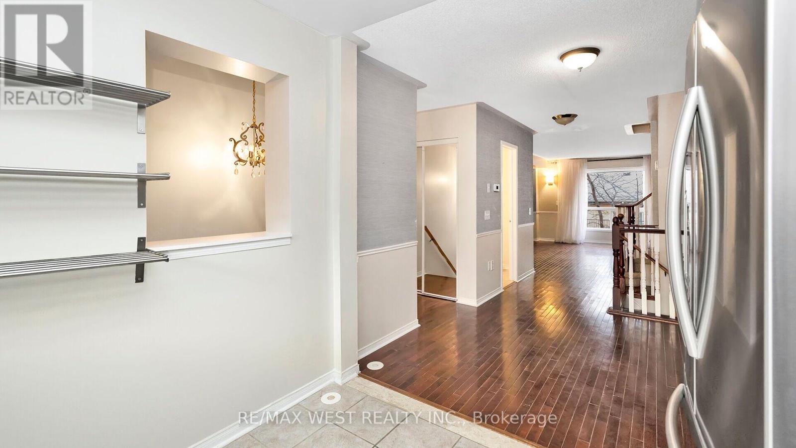 75 - 50 Strathaven Drive, Mississauga, Ontario L5R 4E7 - Photo 9 - W13527212