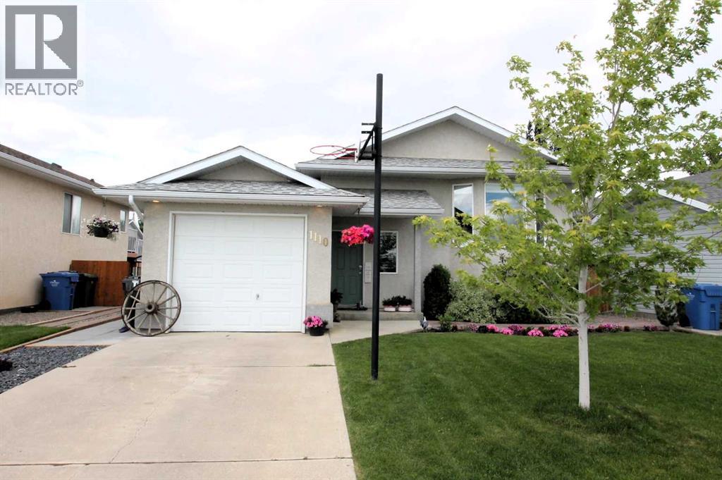 1110 25 Avenue, coaldale, Alberta