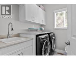 411 Prestwick Street, Kelowna, British Columbia  V1P 1T1 - Photo 33 - 10389738