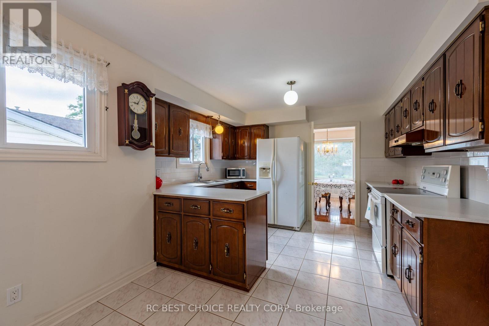 7 Harrow Court, London South, Ontario N6C 5A6 - Photo 12 - X13527040