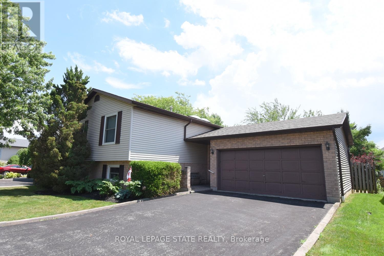 32 Mcmaster Drive, Haldimand, Ontario  N3W 1H5 - Photo 3 - X13527056