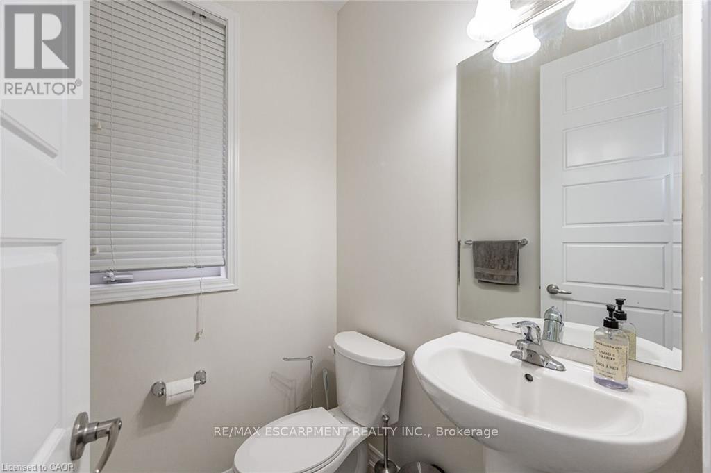 286 Spring Creek Drive, Hamilton, Ontario L8B 0Y5 - Photo 7 - X13527238