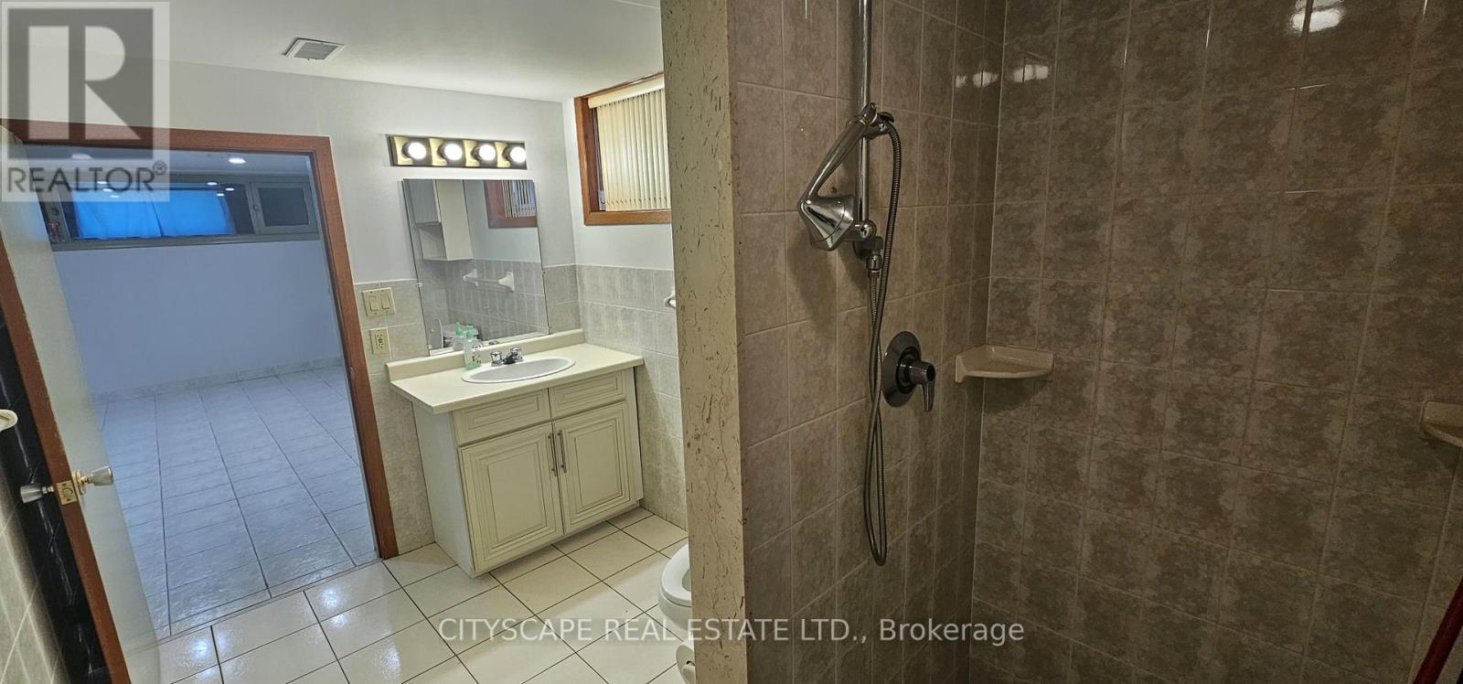 Basement - 49 Algoma Street, Toronto, Ontario  M8Y 1C4 - Photo 11 - W13526826