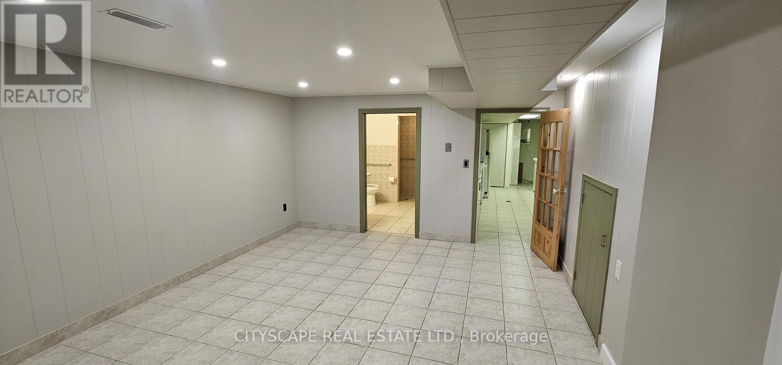 Basement - 49 Algoma Street, Toronto, Ontario  M8Y 1C4 - Photo 7 - W13526826