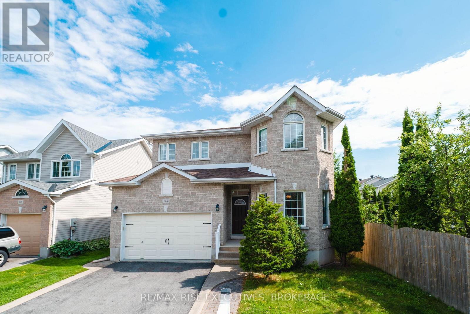 963 BLUFFWOOD AVENUE, Kingston (Kingston East (Incl Barret Crt))