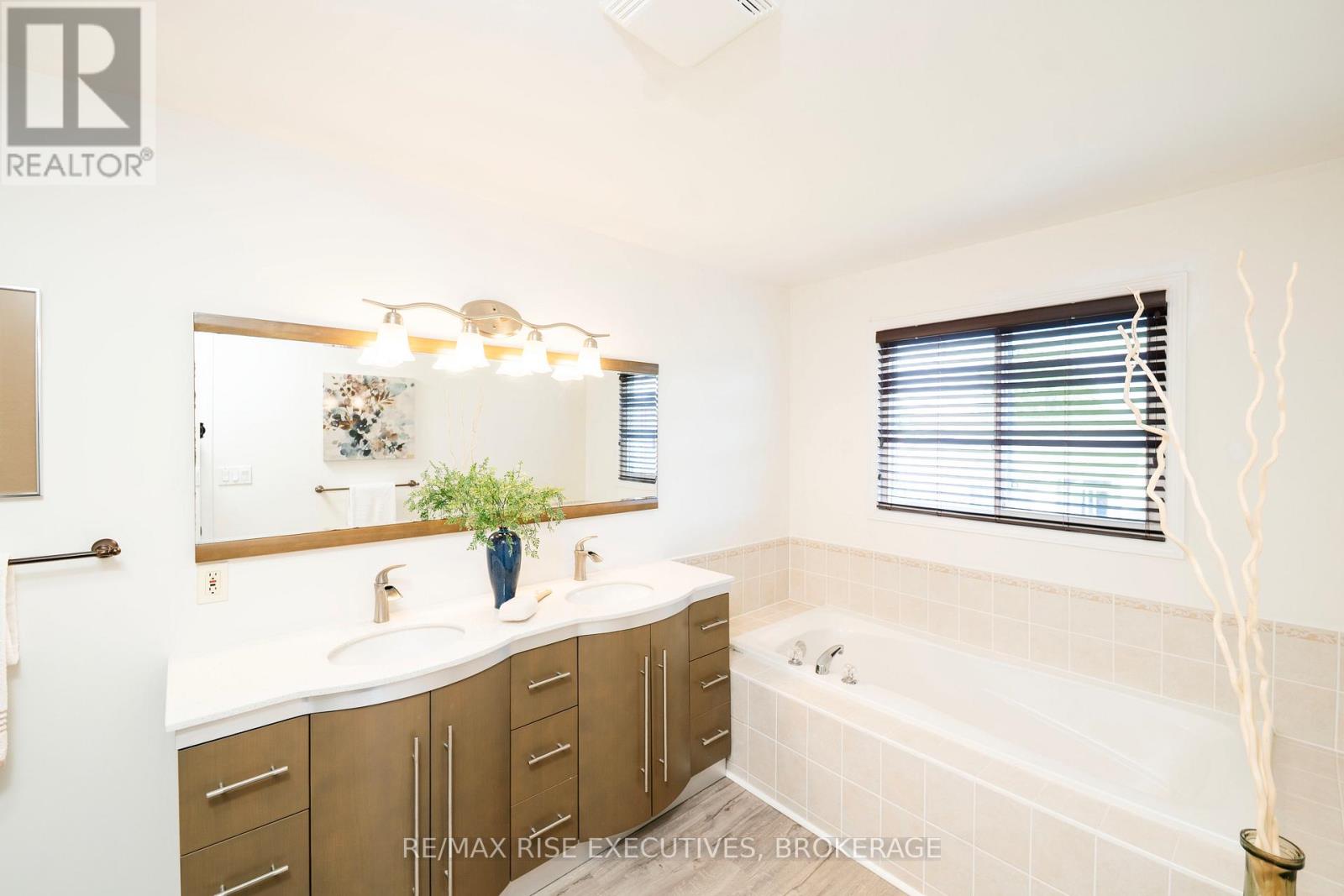 963 Bluffwood Avenue, Kingston, Ontario  K7K 7K5 - Photo 29 - X13527380