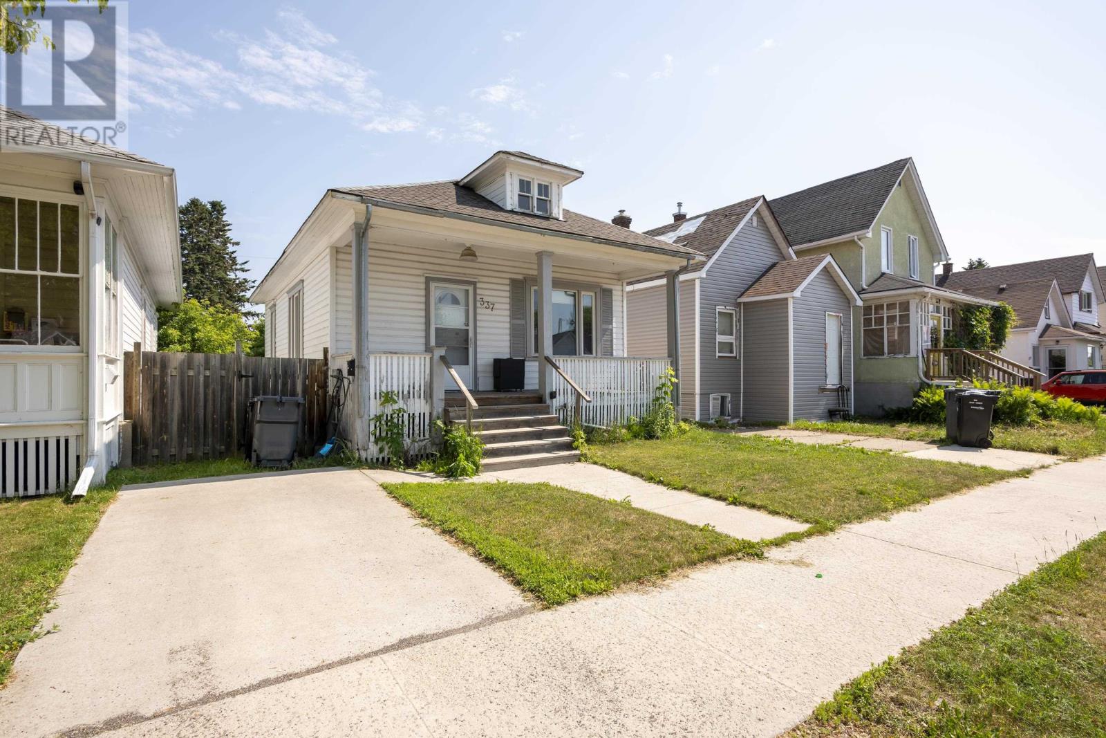 337 Heron St, Thunder Bay, Ontario  P7C 2M7 - Photo 33 - TB2601798