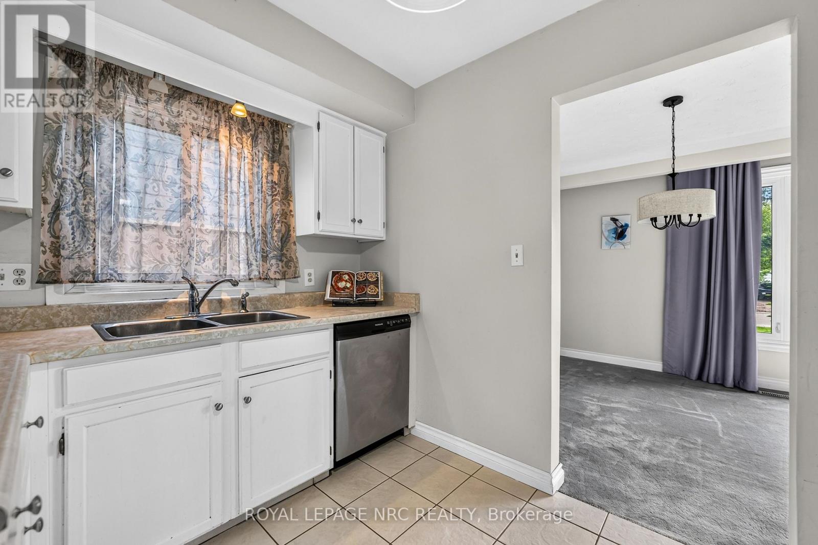 9 Sandy Cove Drive, St. Catharines, Ontario  L2N 5Z3 - Photo 16 - X13527422