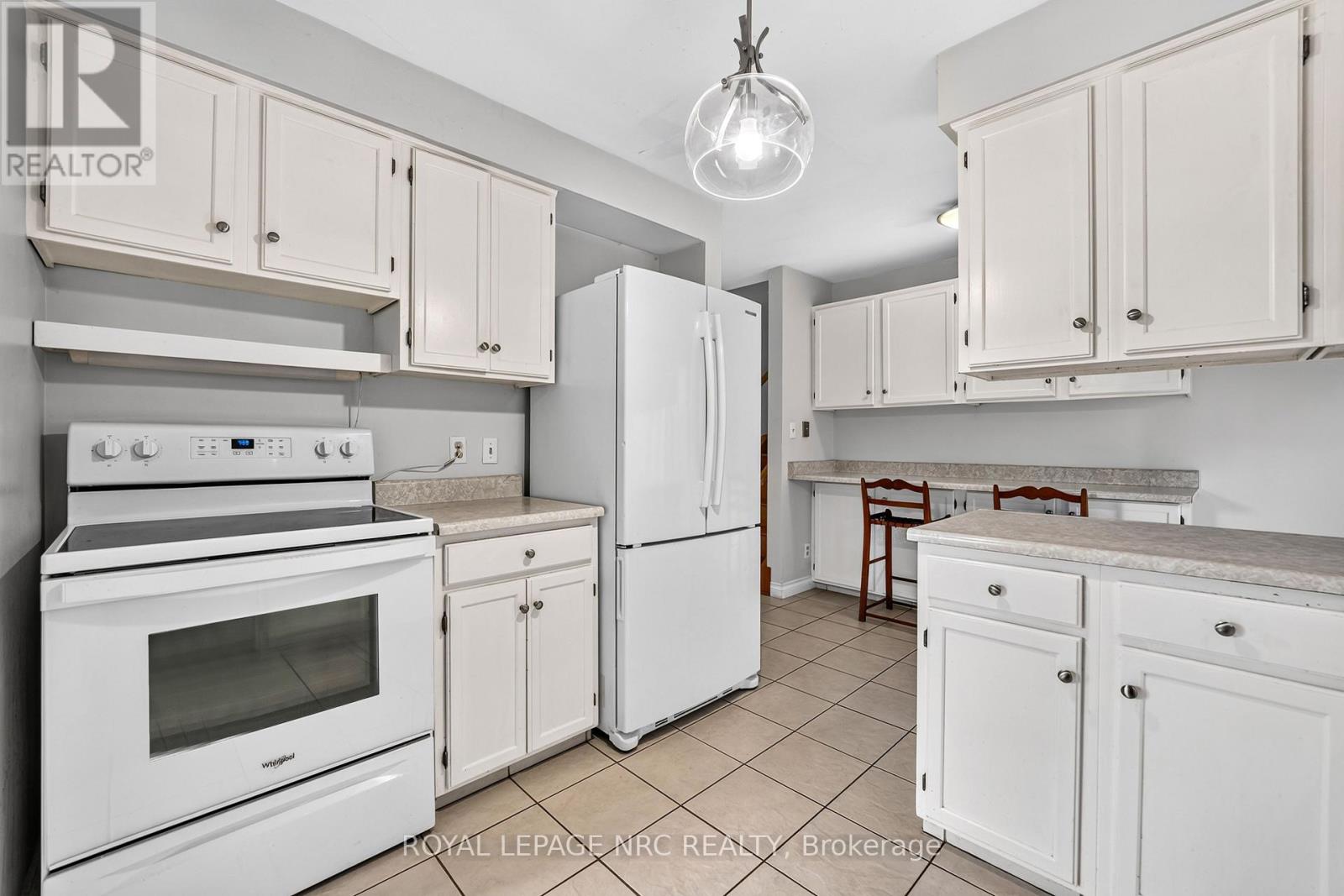 9 Sandy Cove Drive, St. Catharines, Ontario  L2N 5Z3 - Photo 18 - X13527422