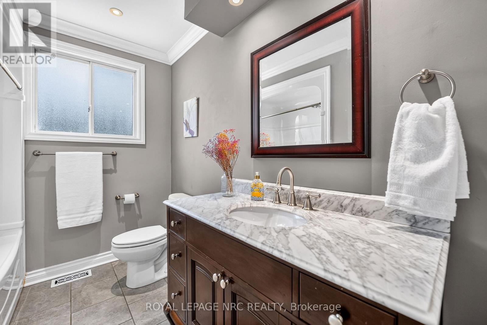 9 Sandy Cove Drive, St. Catharines, Ontario  L2N 5Z3 - Photo 19 - X13527422