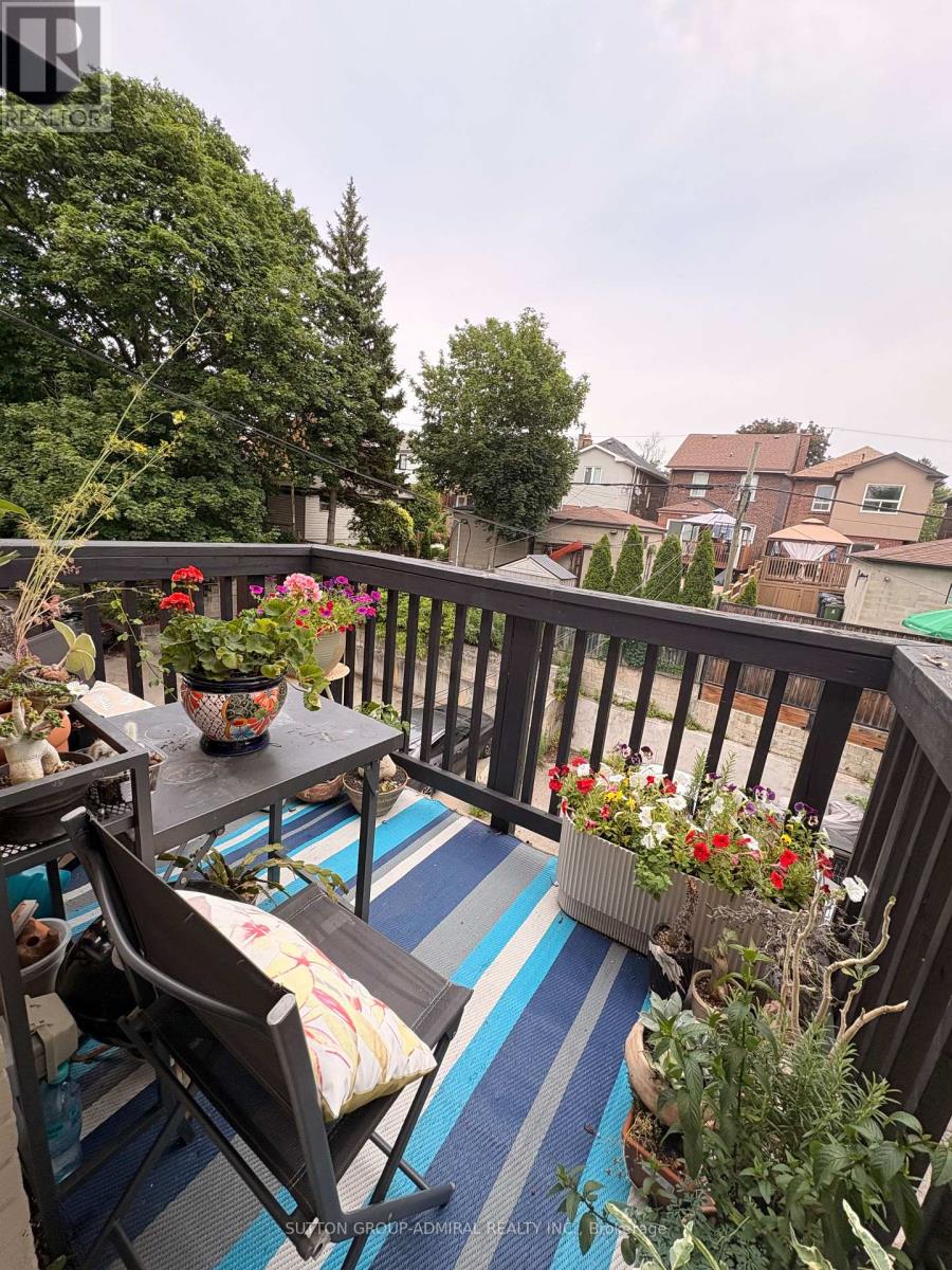 2 - 347 Northcliffe Boulevard, Toronto, Ontario  M6E 3K9 - Photo 13 - C13518310