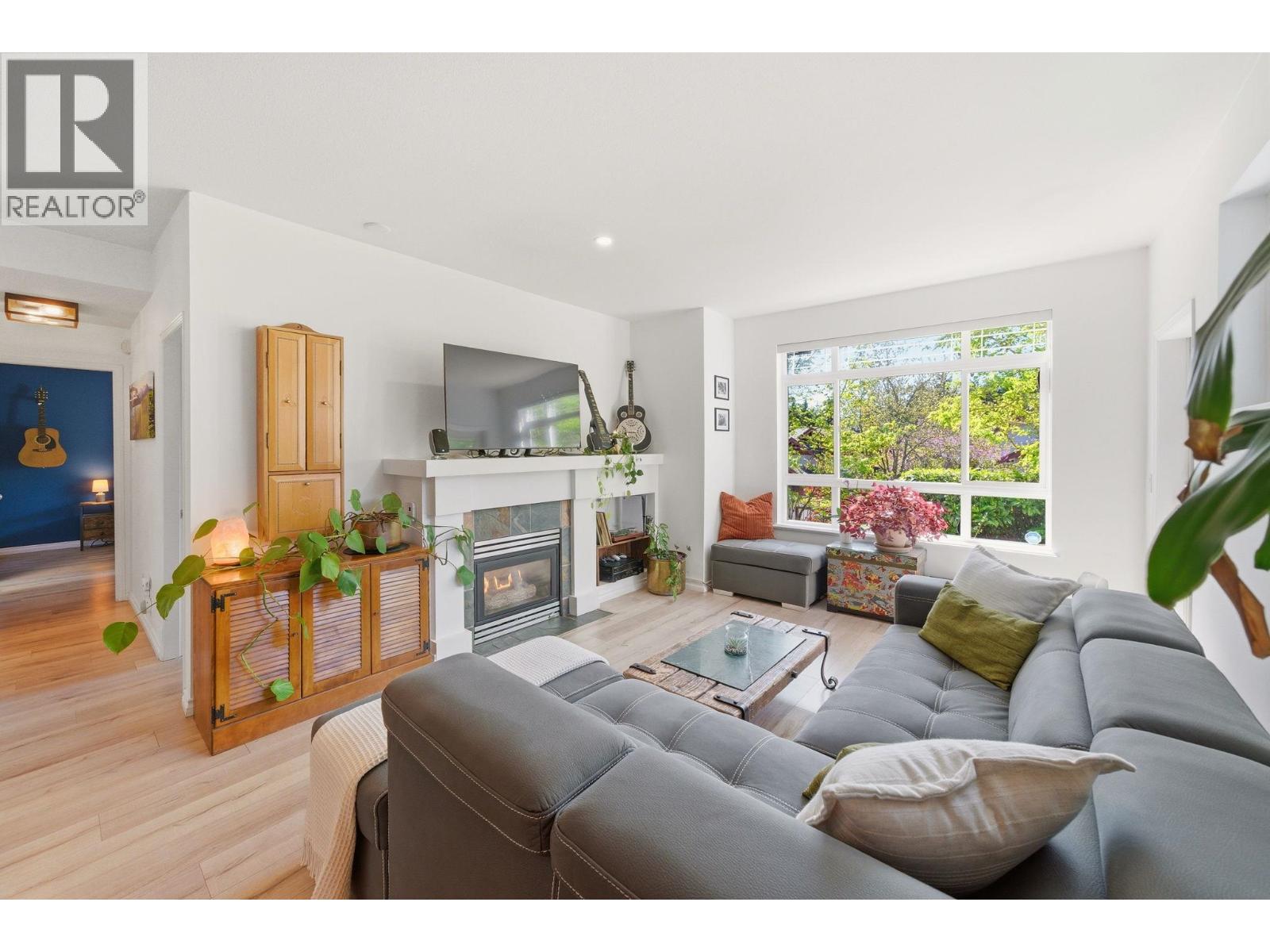 23 15 FOREST PARK WAY, Port Moody