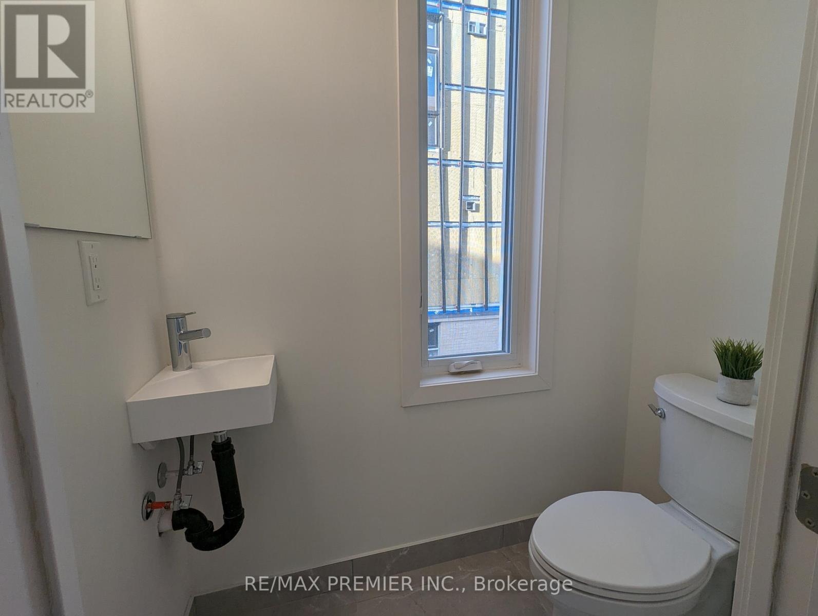 411 - 11 Steckley House Lane, Richmond Hill, Ontario  L4S 0N1 - Photo 2 - N13526902