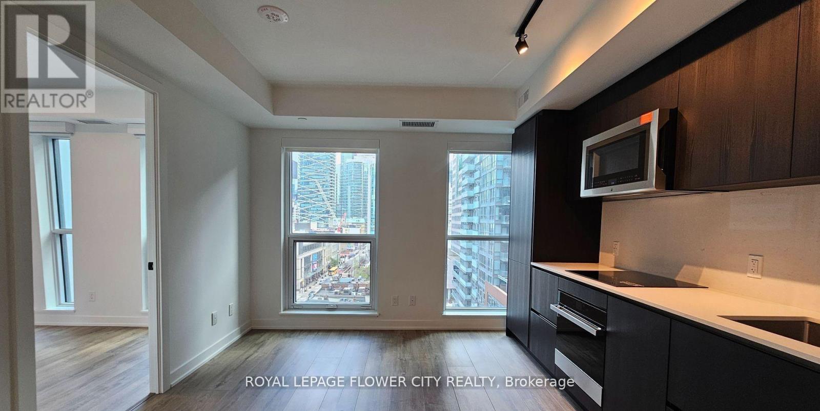 901 - 327 King Street W, Toronto, Ontario  M5V 0W7 - Photo 3 - C13527320