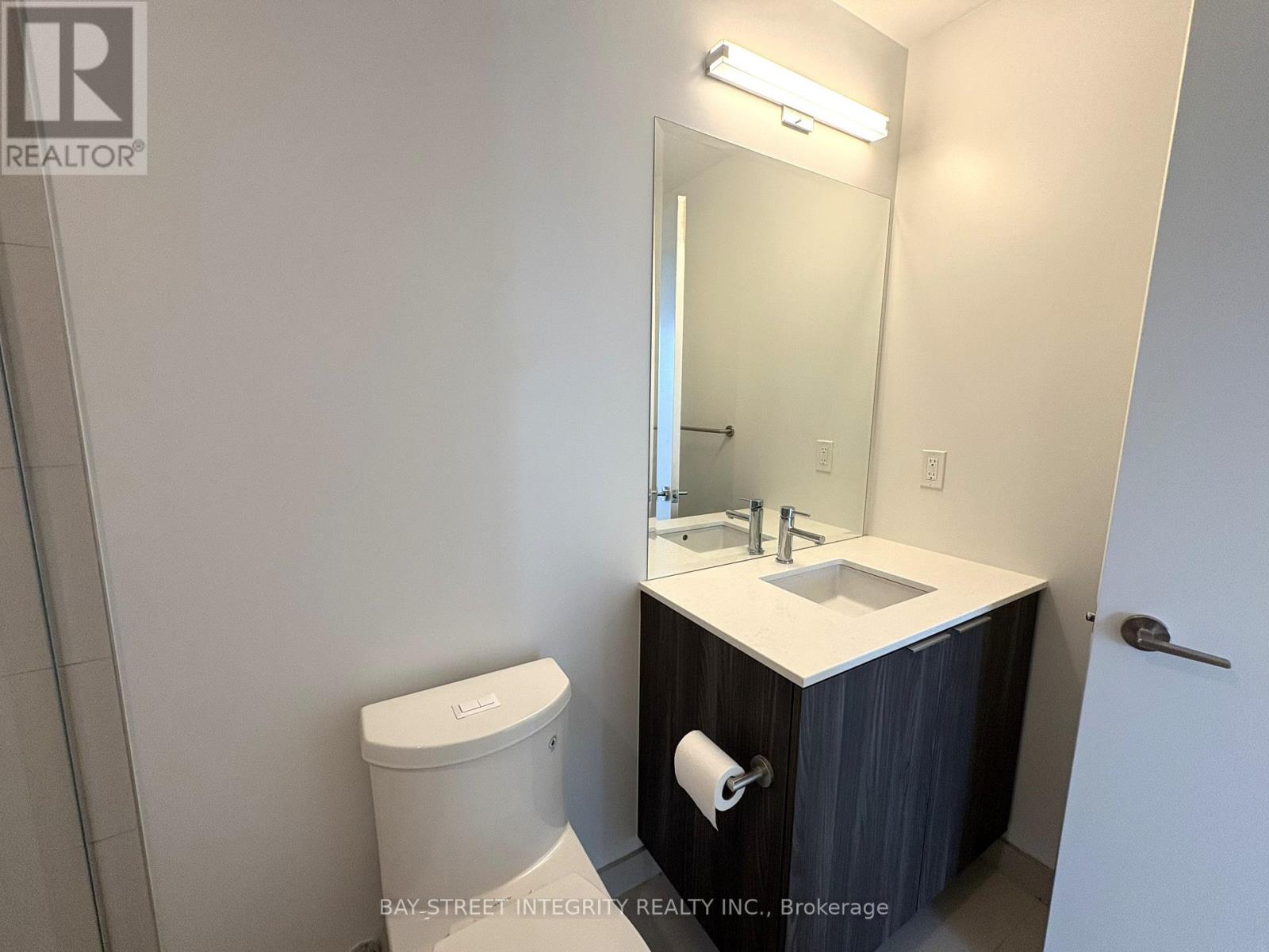 2708 - 15 Queens Quay E, Toronto, Ontario M5E 0A4 - Photo 12 - C13527412