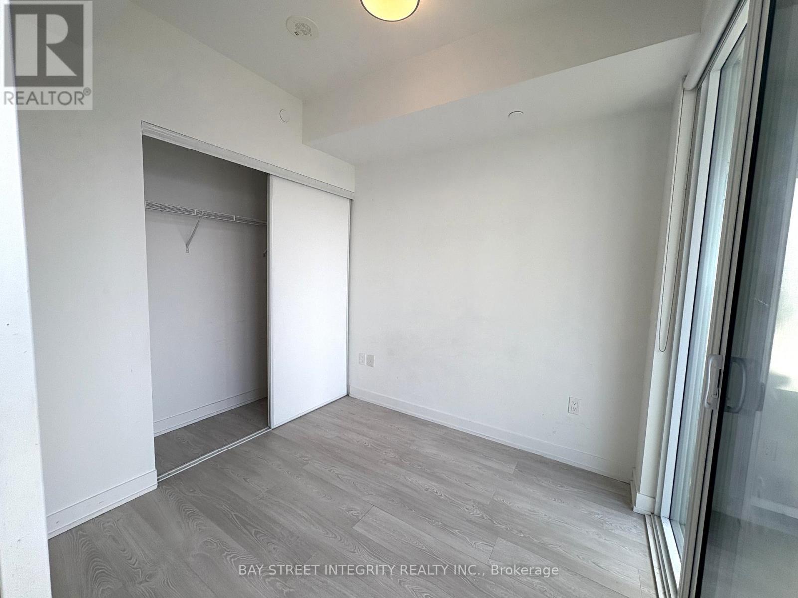2708 - 15 Queens Quay E, Toronto, Ontario M5E 0A4 - Photo 14 - C13527412