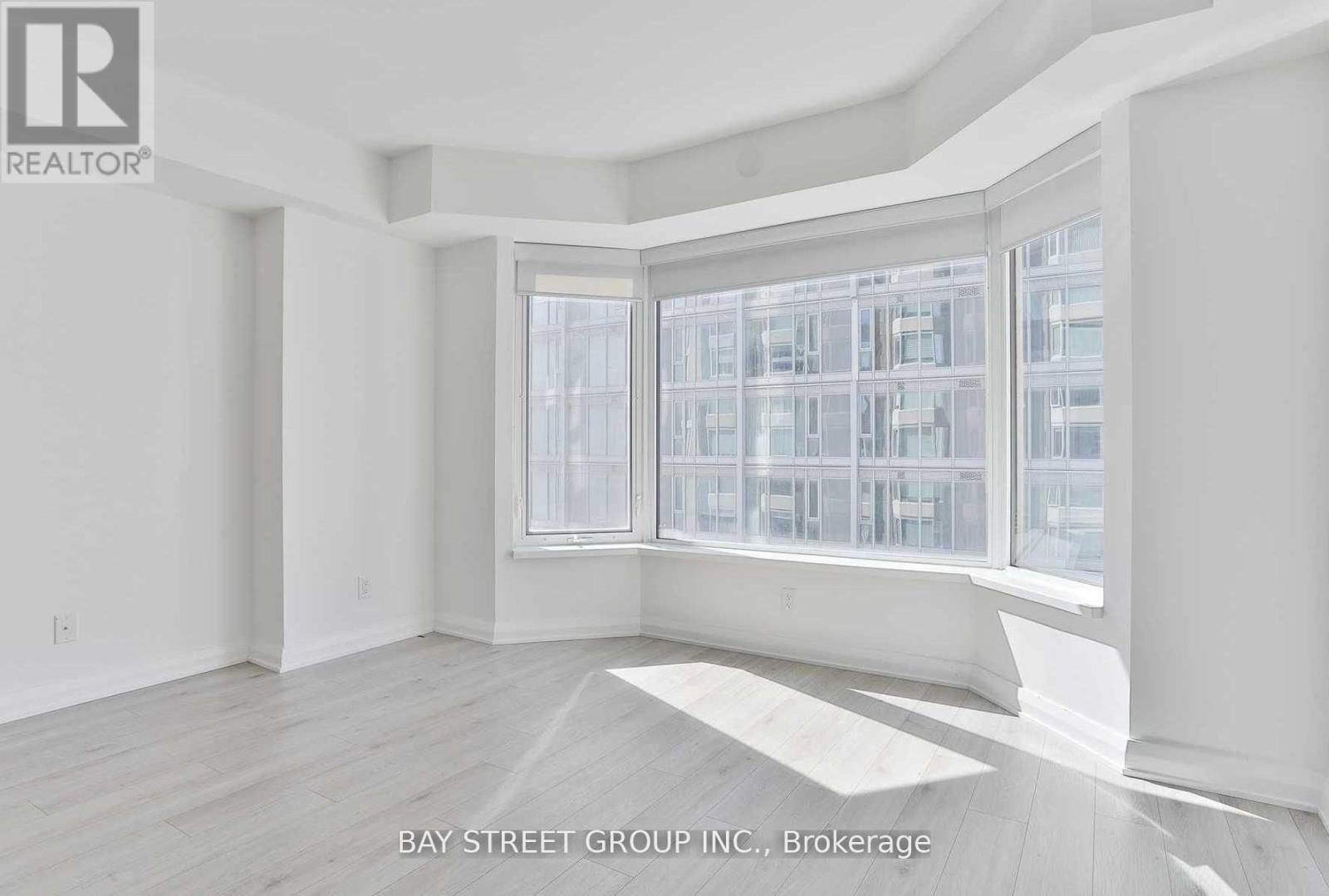 1608 - 155 Yorkville Avenue, Toronto, Ontario M5R 0B4 - Photo 7 - C13527416