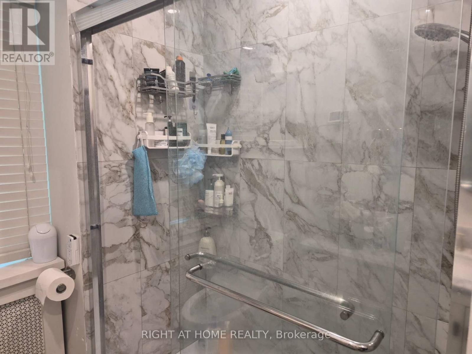 357 Old Orchard Grove, Toronto, Ontario M5M 2G1 - Photo 21 - C13527418