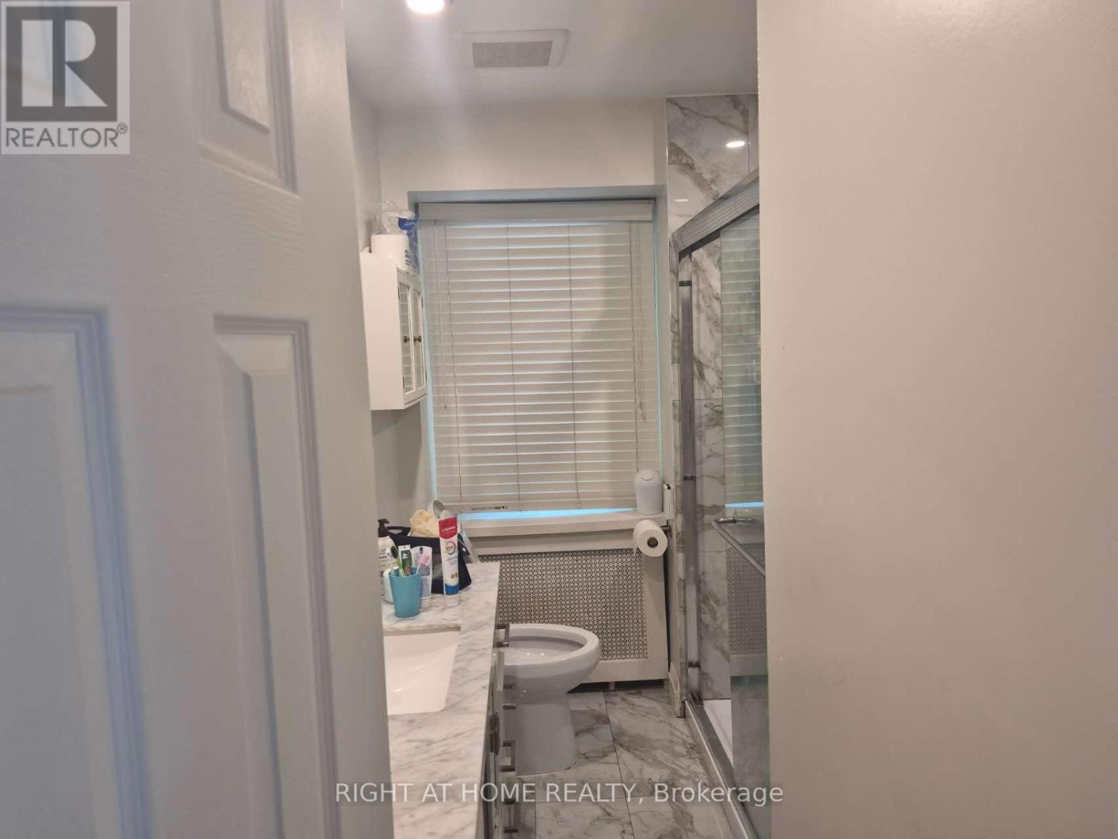 357 Old Orchard Grove, Toronto, Ontario M5M 2G1 - Photo 22 - C13527418