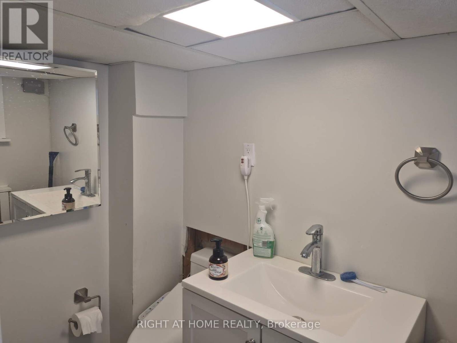 357 Old Orchard Grove, Toronto, Ontario M5M 2G1 - Photo 23 - C13527418