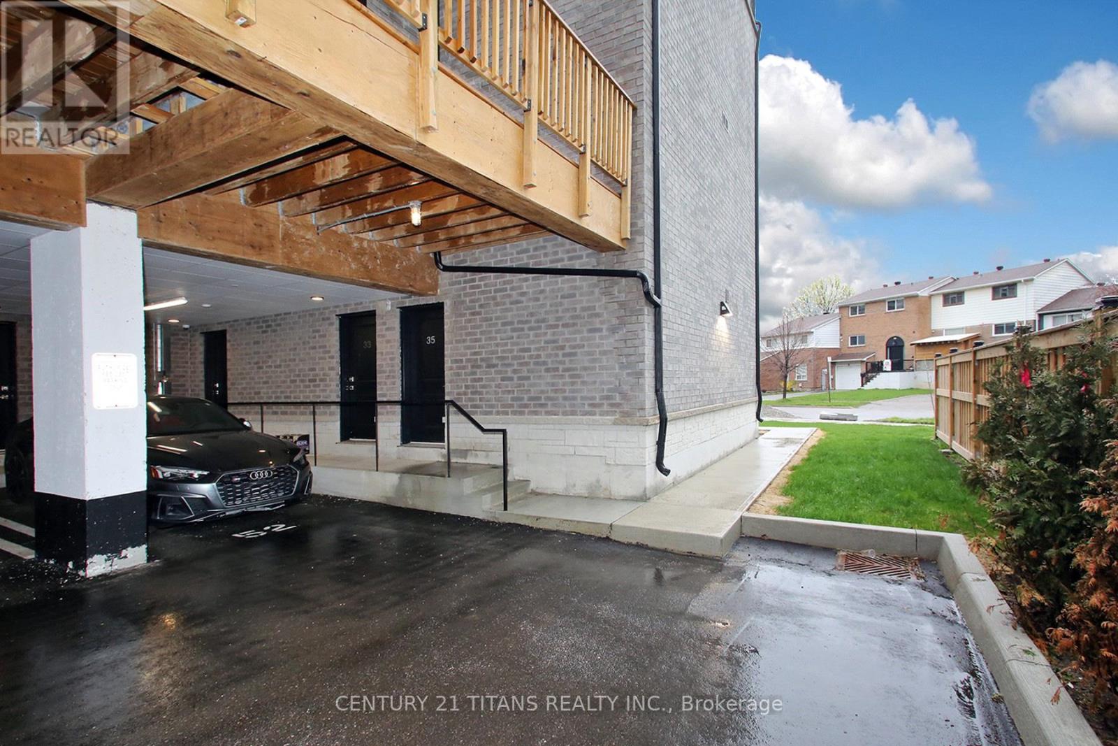 35 Calamint Lane, Toronto, Ontario M1W 2H1 - Photo 21 - E13527328