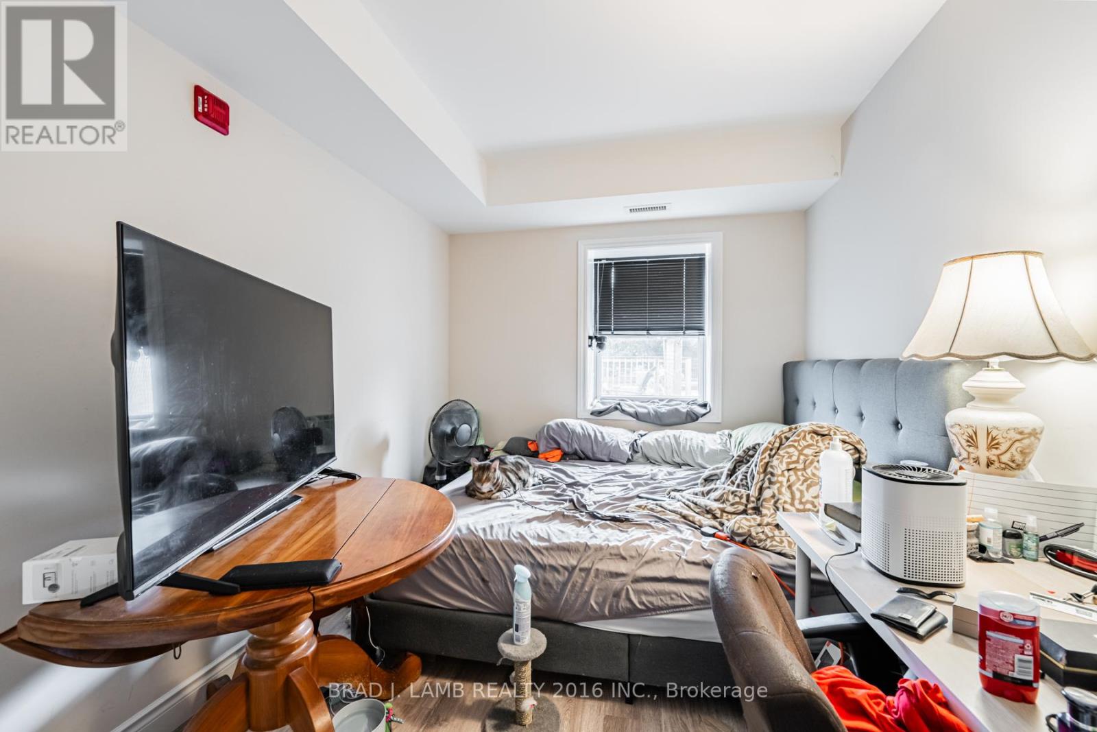 3 - 2904A DANFORTH AVENUE
