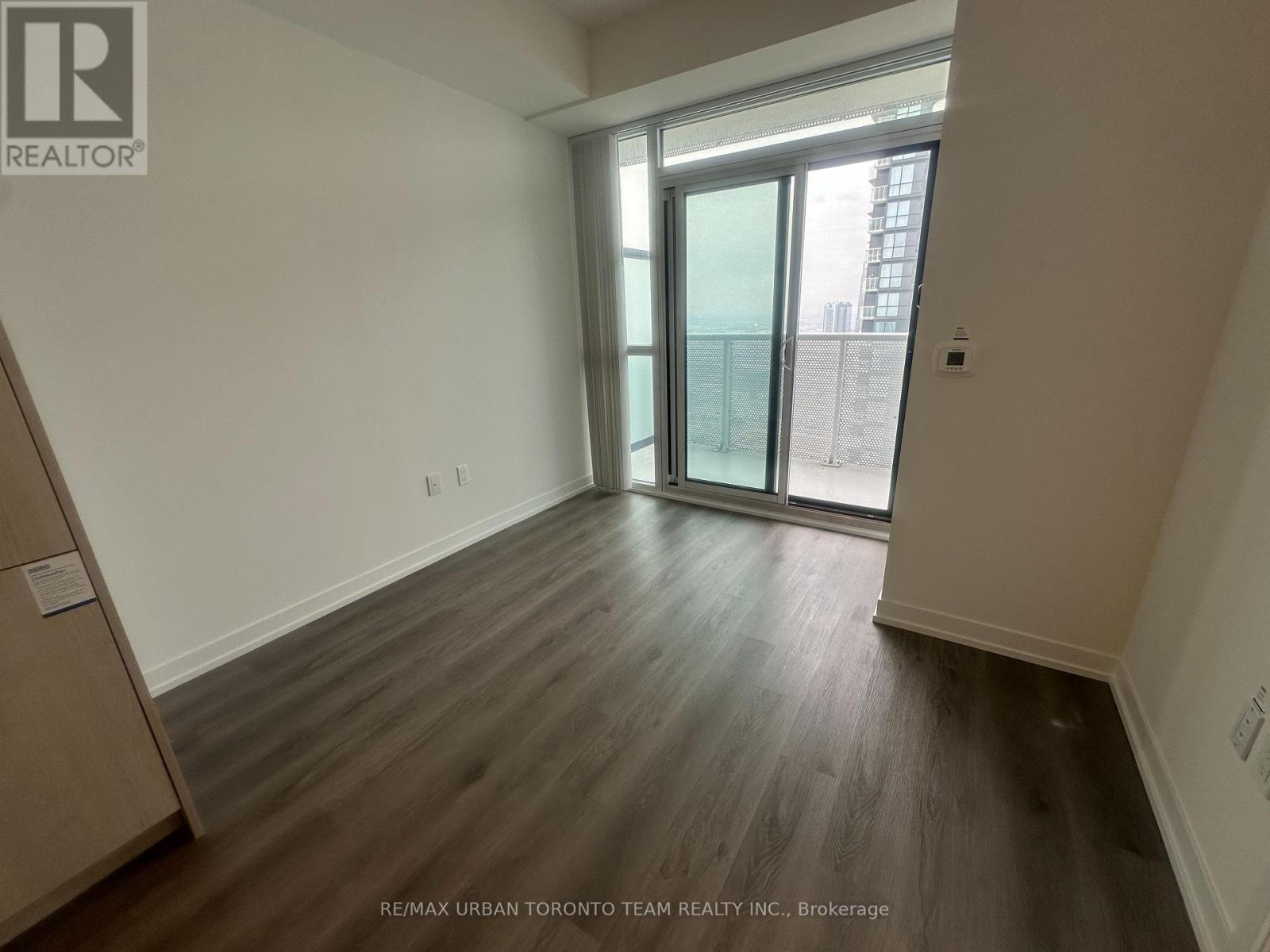 4515 - 225 Commerce Street W, Vaughan, Ontario L4K 5Z7 - Photo 4 - N13527302