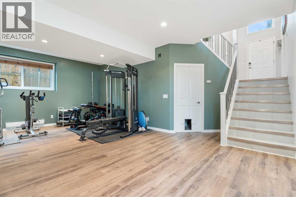 399 Tuscany Ridge Heights NW, Calgary, Alberta  T3L 3B6 - Photo 21 - A2326100