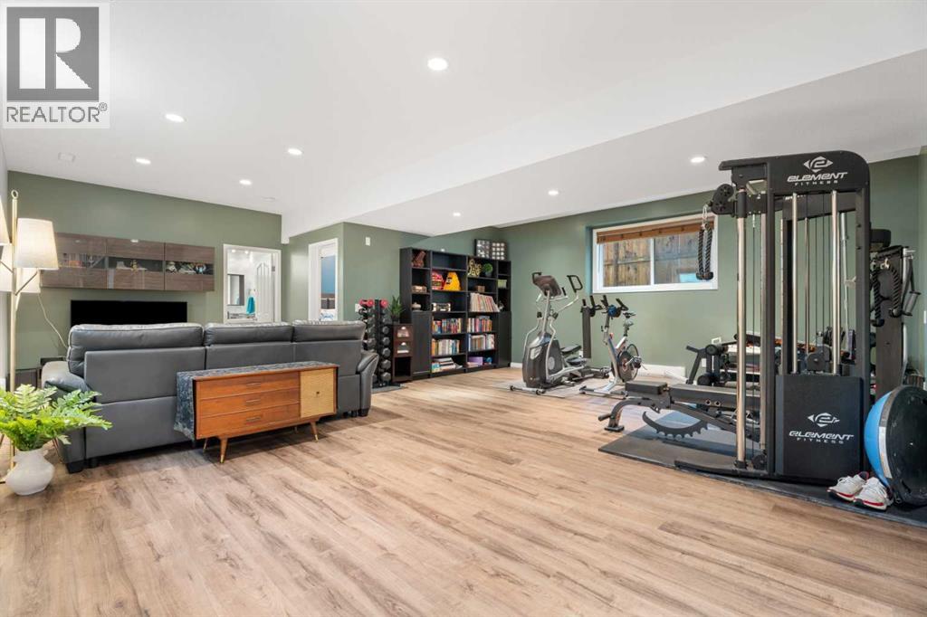 399 Tuscany Ridge Heights NW, Calgary, Alberta  T3L 3B6 - Photo 20 - A2326100