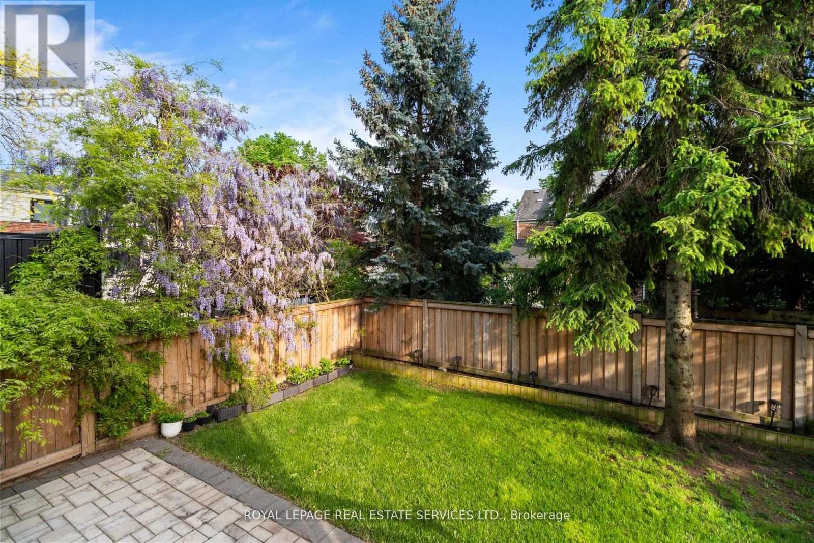 5 Kirk Bradden Road W, Toronto, Ontario  M8Y 2G1 - Photo 39 - W13527346