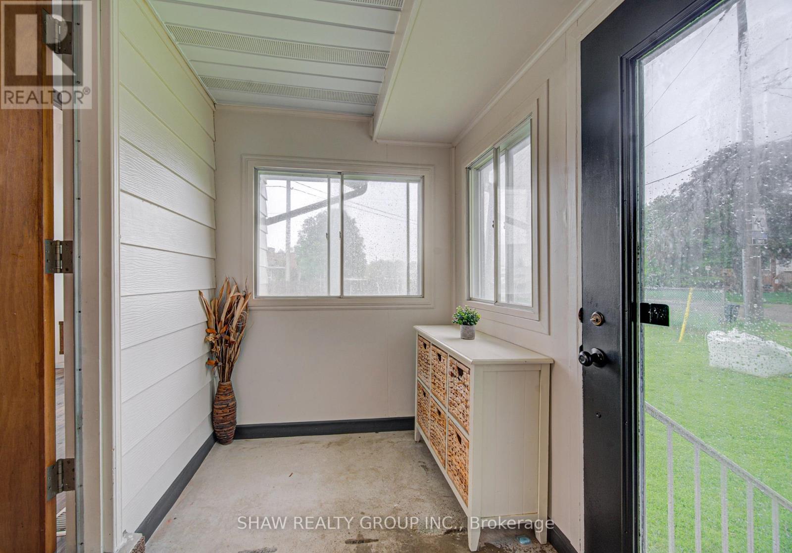 128 Pollock Avenue, Cambridge, Ontario  N1R 2C3 - Photo 3 - X13527316
