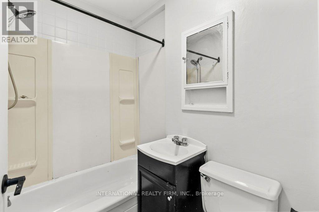 2 - 67 Ontario Avenue, Hamilton, Ontario  L8N 2X1 - Photo 8 - X13527378