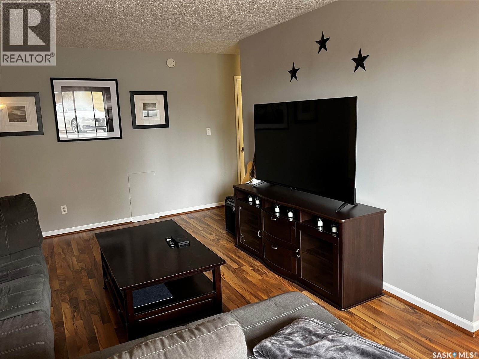 52 1 Columbia Drive, Saskatoon, Saskatchewan  S7K 1E3 - Photo 2 - SK041556