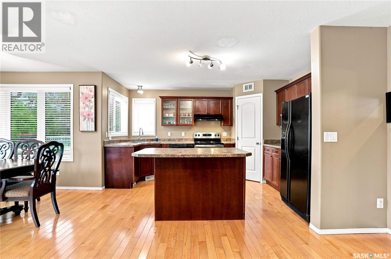 110 Stepney Crescent, Saskatoon, Saskatchewan  S7T 0A5 - Photo 11 - SK041107