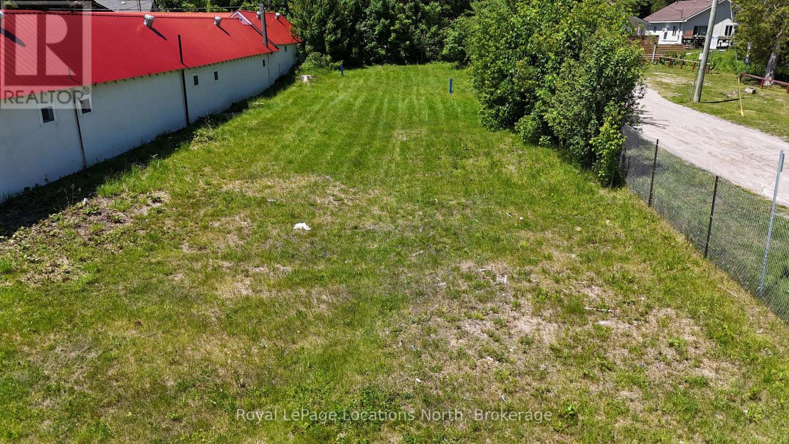 11 Tiny Beaches Road N, Tiny, Ontario  L0L 2J0 - Photo 8 - S13467678