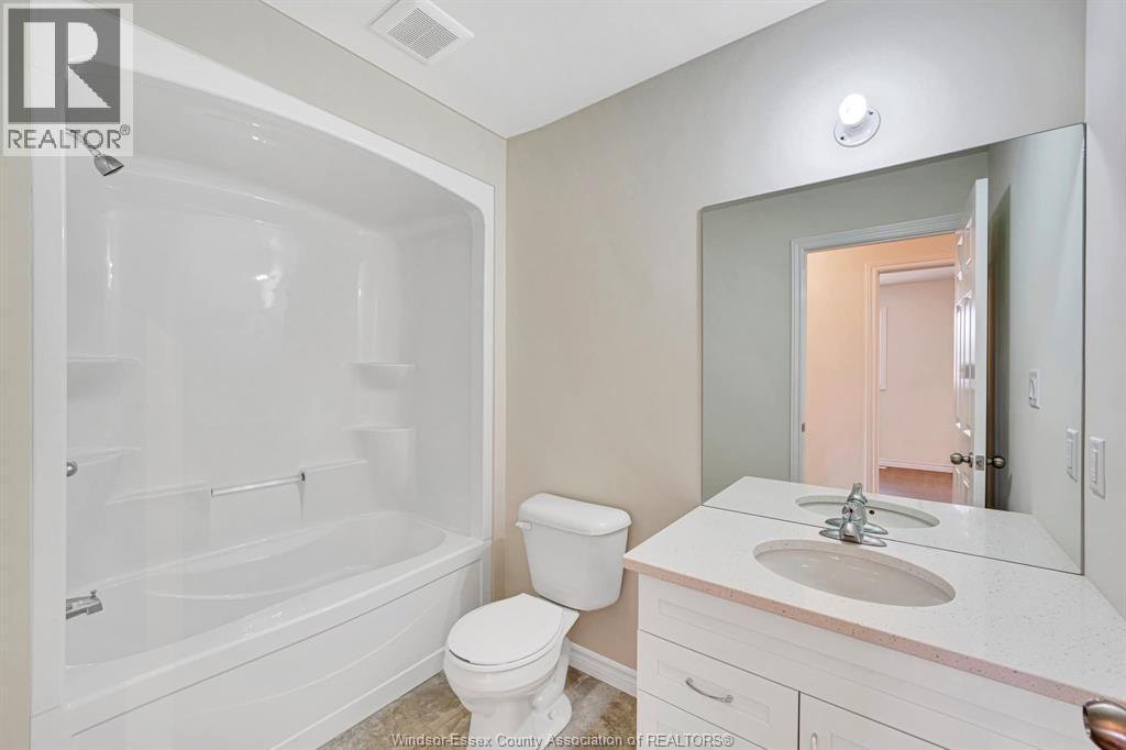 397 Hemlock Lane Unit# Main, Lakeshore, Ontario N8L 1A9 - Photo 7 - 26016119