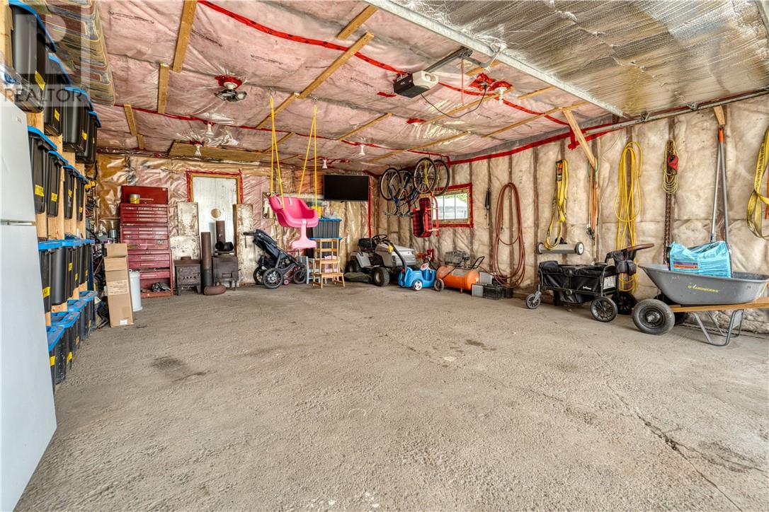 2130 Old Highway 69 N, Val Caron, Ontario P3N 1L7 - Photo 15 - 2129027