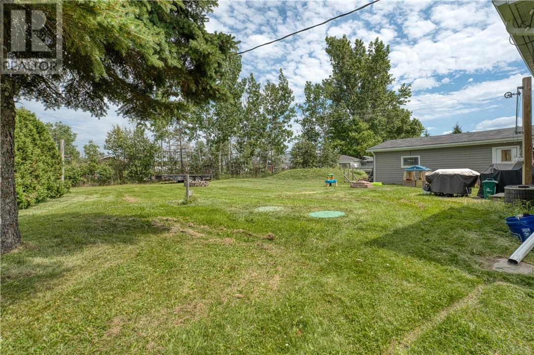 2130 Old Highway 69 N, Val Caron, Ontario P3N 1L7 - Photo 17 - 2129027