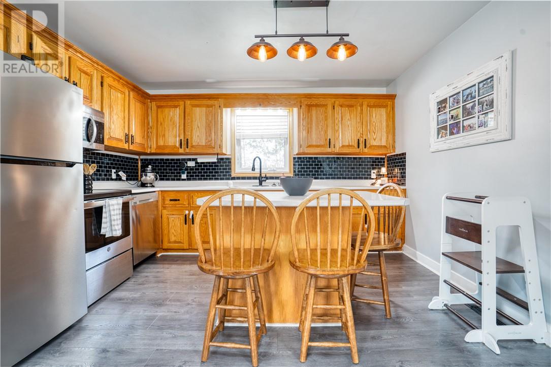 2130 Old Highway 69 N, Val Caron, Ontario P3N 1L7 - Photo 6 - 2129027