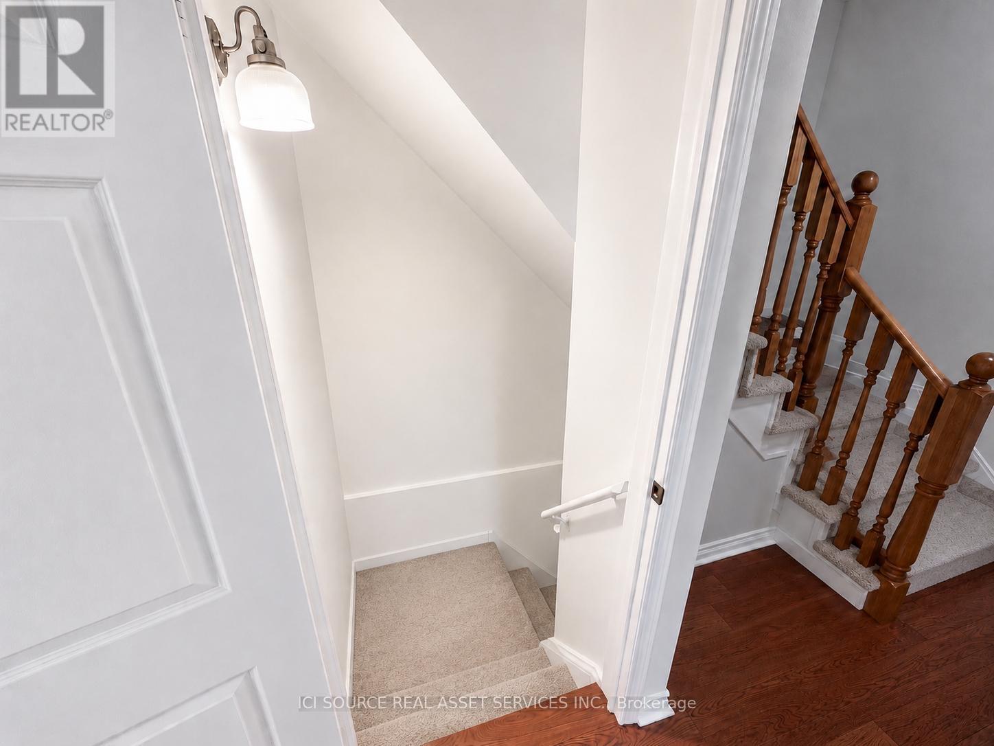 2081 Golden Orchard Trail, Oakville, Ontario  L6M 3W8 - Photo 33 - W13518578