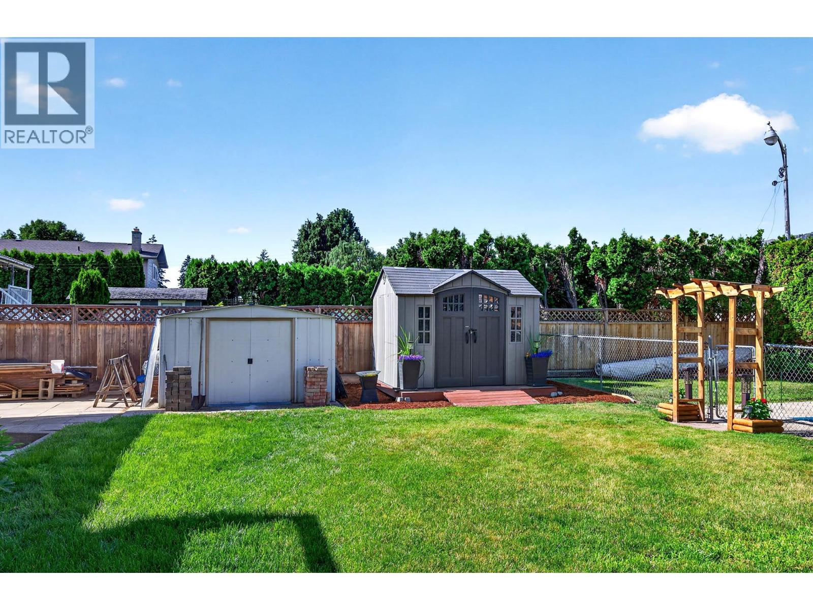 715 Bissette Road