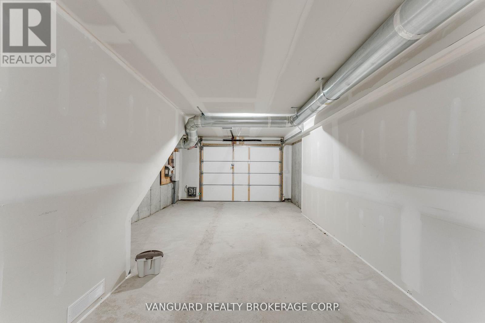 21 - 15 Lou Parsons Way, Mississauga, Ontario  L5H 0B2 - Photo 36 - W12820134