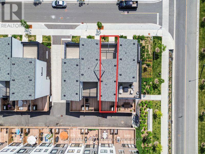 21 - 15 Lou Parsons Way, Mississauga, Ontario  L5H 0B2 - Photo 5 - W12820134