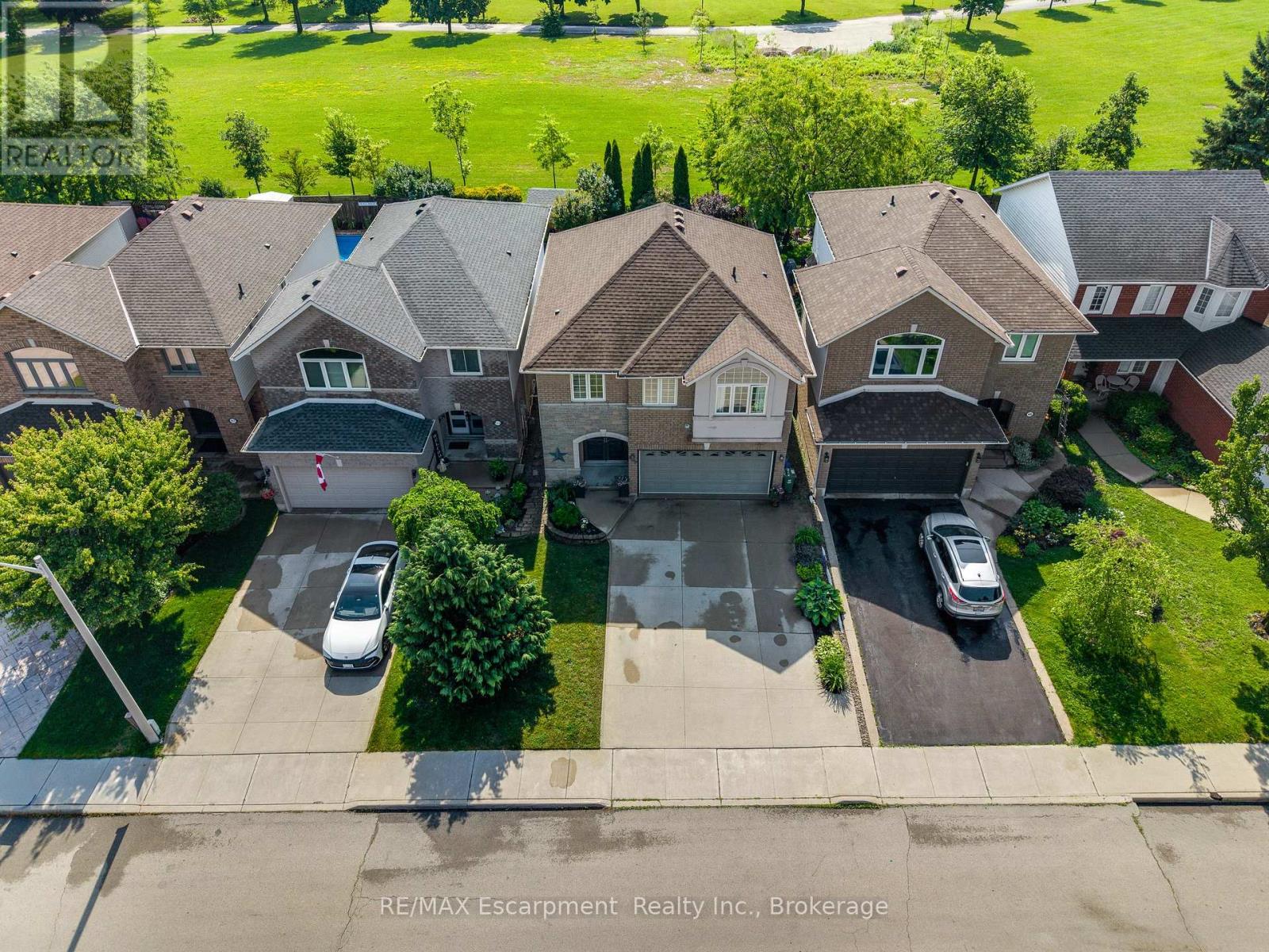 409 Jacqueline Boulevard, Hamilton, Ontario  L9B 2T4 - Photo 29 - X13527696