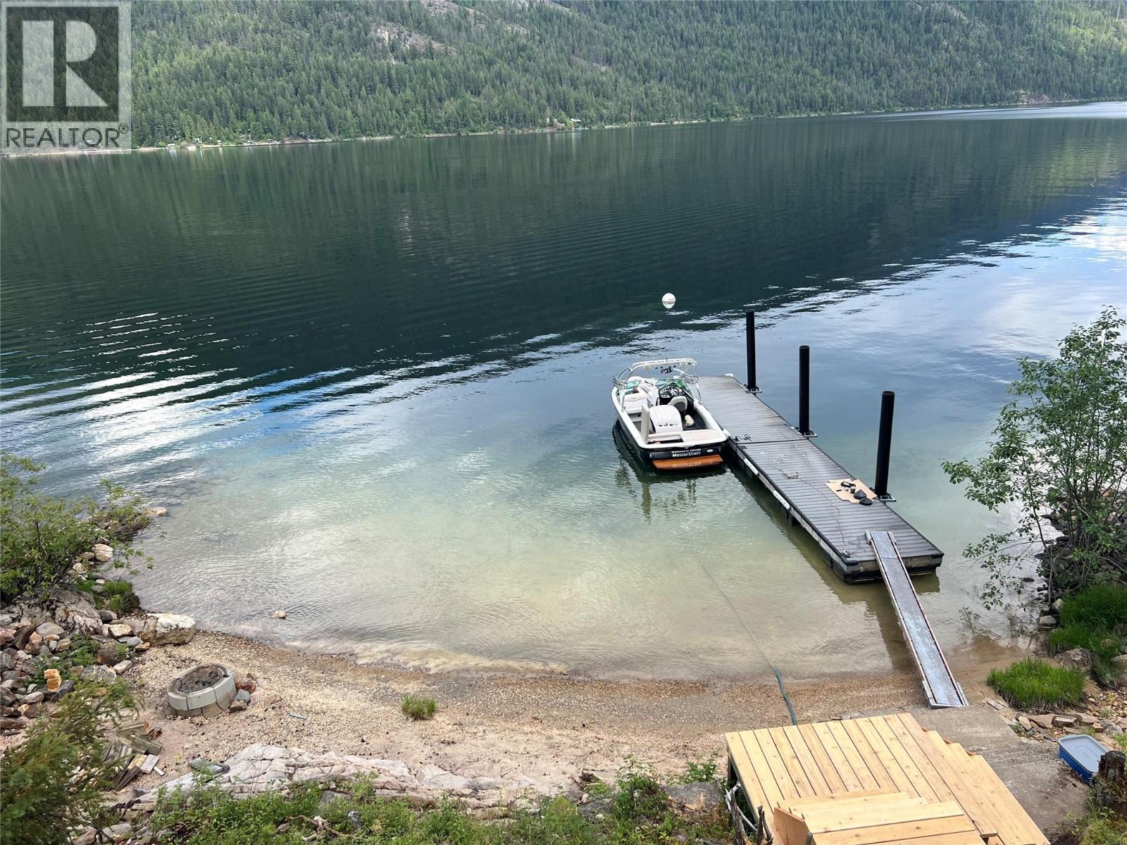 4530 Boat Access West Side, Christina Lake, British Columbia   - Photo 10 - 10393611