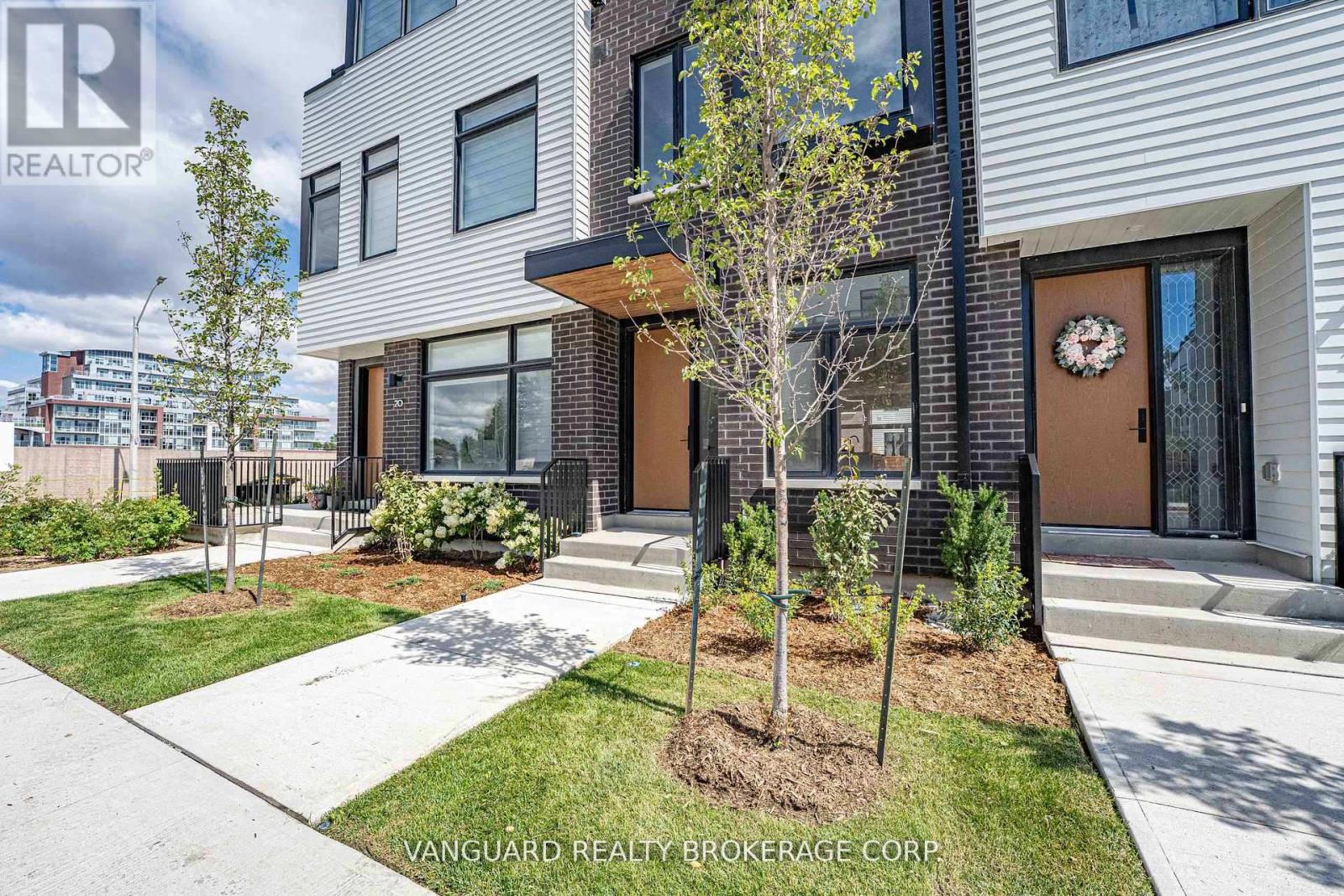 21 - 15 Lou Parsons Way, Mississauga, Ontario  L5H 0B2 - Photo 46 - W12820128