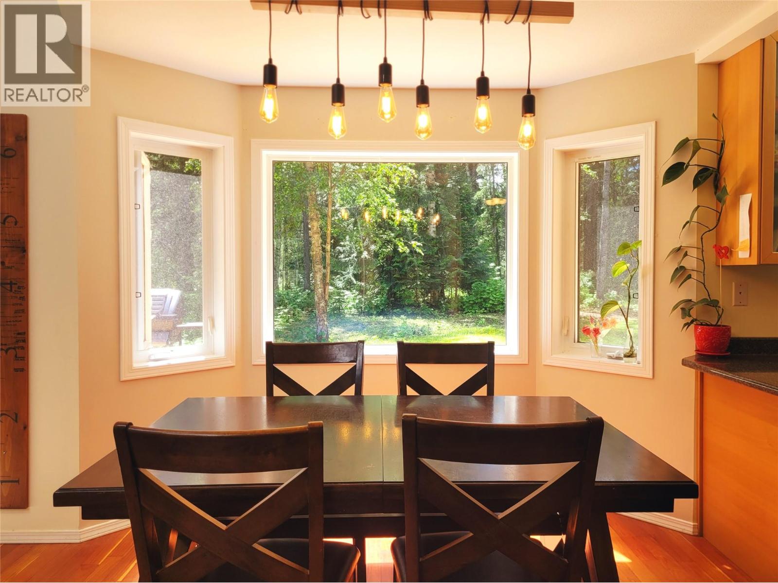 5289 Clearwater Valley Road Clearwater Photo 11 5289 Clearwater Valley Road Clearwater Photo 11