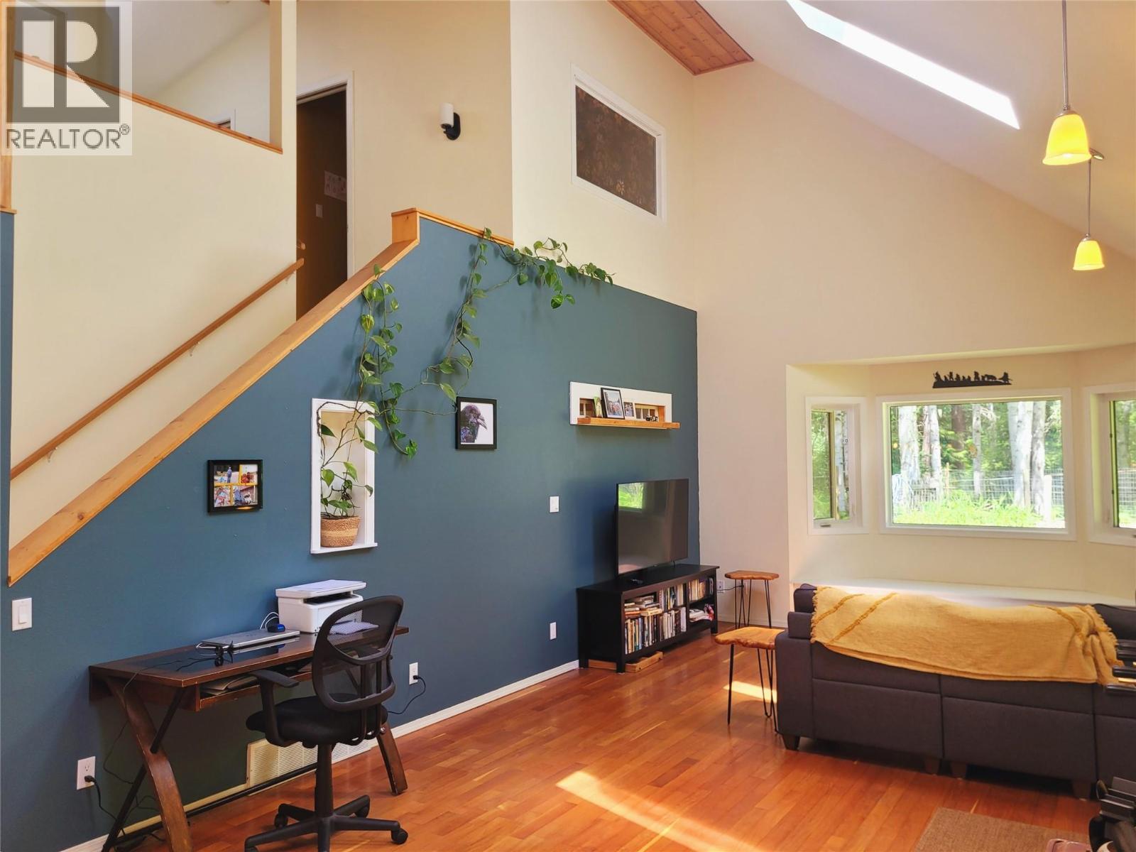 5289 Clearwater Valley Road Clearwater Photo 17 5289 Clearwater Valley Road Clearwater Photo 17