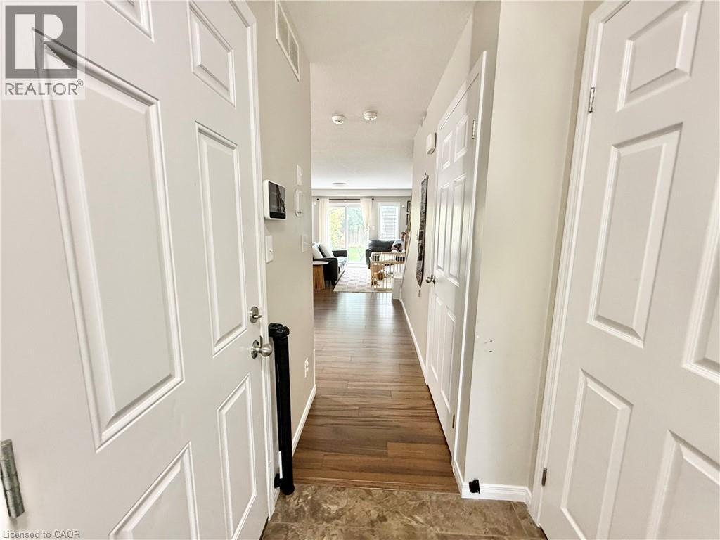 312 Tagge Crescent, Kitchener, Ontario  N2K 3R7 - Photo 3 - 40845489